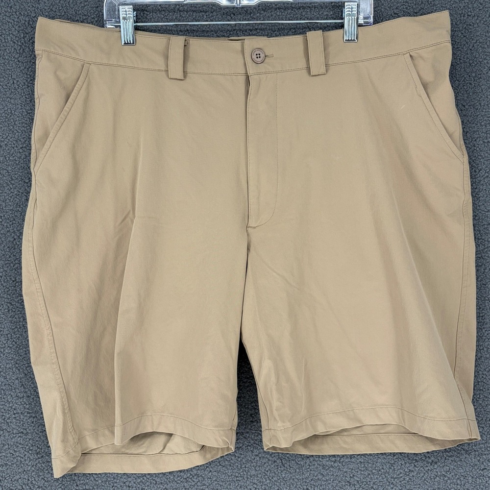 Under Armour Mens Golf Shorts Tan Khaki Flat Front Performance Stretch Size 40